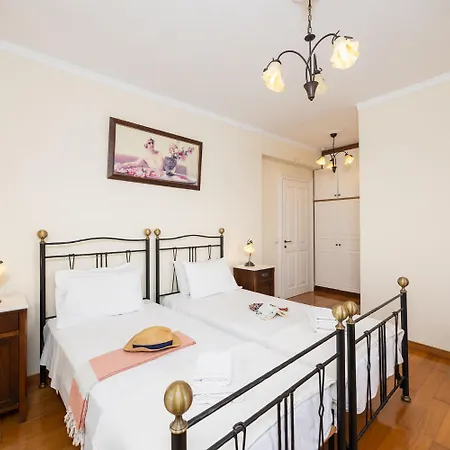 Emily * Agios Stefanos Kassiopi