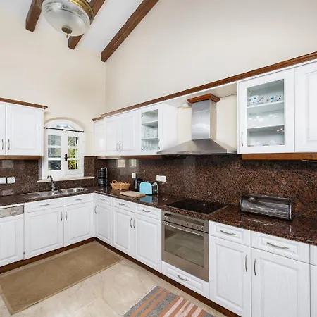 Emily فيلة Agios Stefanos Kassiopi