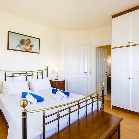 Villa Emily